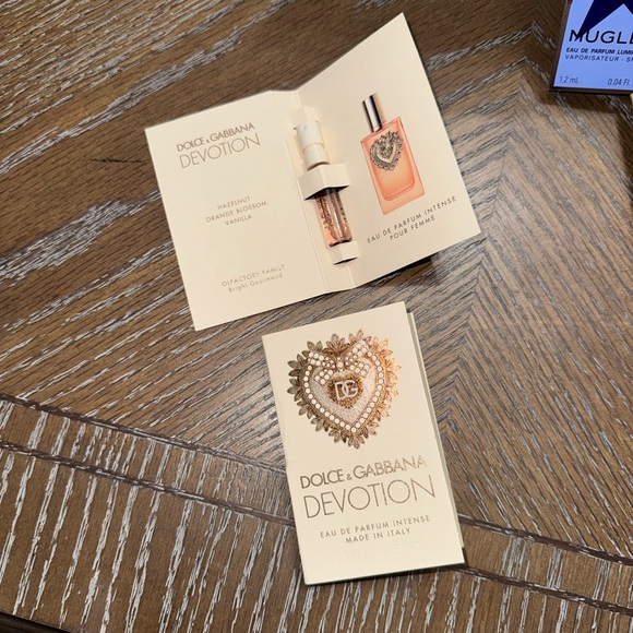 Perfume Bundle - Picture 2 of 4